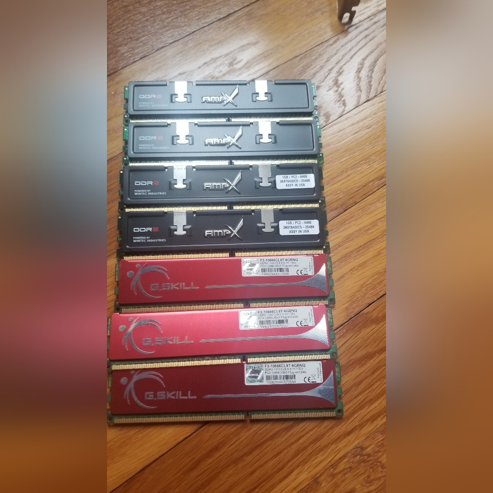 Computer RAM and Parts Lot - Picture 3 of 8